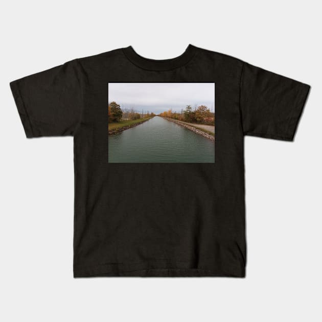 Looking dow the Erie Canal Kids T-Shirt by Edwardtiptonart